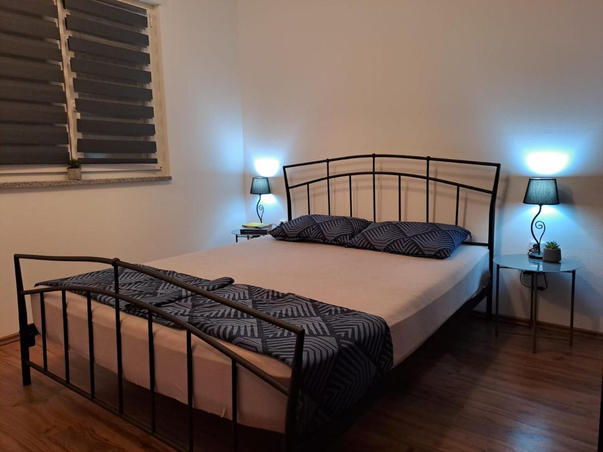 Apartmensts Arsen 928 Apartment Pula Ngoại thất bức ảnh